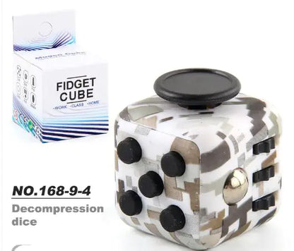 Fidget Cube Reduce el estrés en segundos